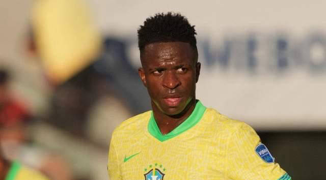 香港球迷：哲凯赖什登场令人激动！