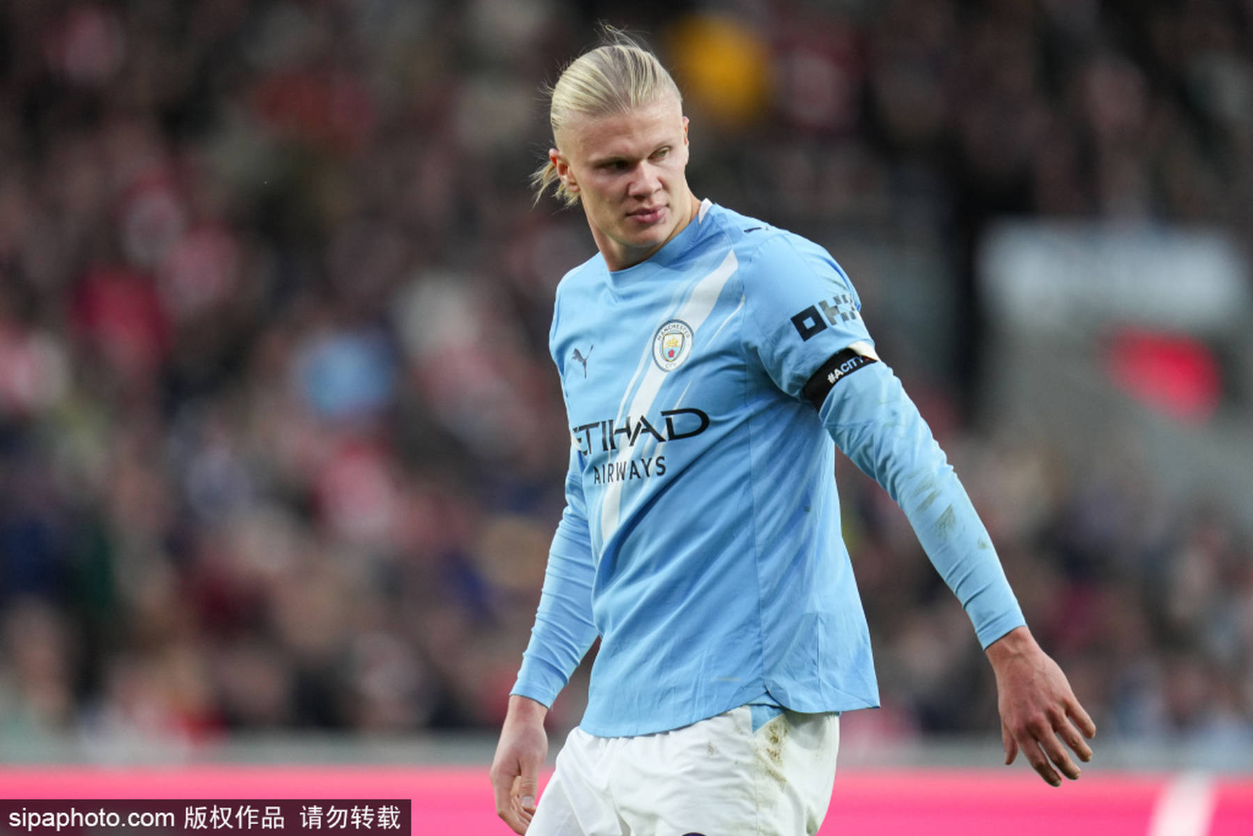 博主：国安明天中午12点40分抵达北京，欢迎球迷接机