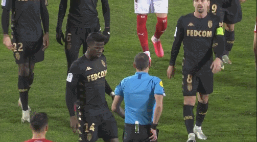 谁是被哈维·阿隆索召唤参加对阵塞尔塔比赛的胡安·马丁内斯？