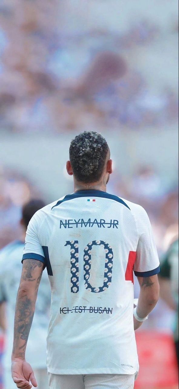 利兹联3-1切尔西，蓝军完败，暴露战术短板，惧怕强队。